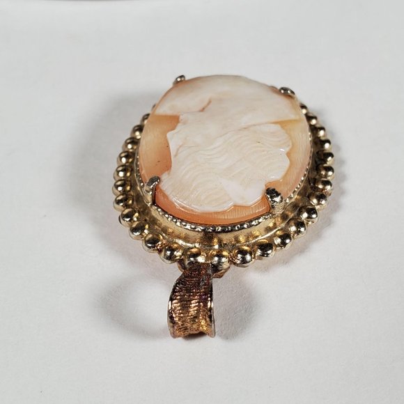 Vintage shell cameo pendant Victorian revival - Picture 3 of 8
